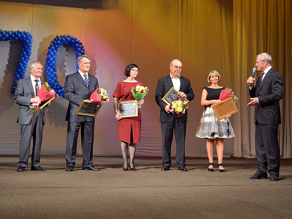 14. ����� ������������ �� �.�.�., ����������, �������� �������� ��� � ���������� ��������� �.�. ��������.